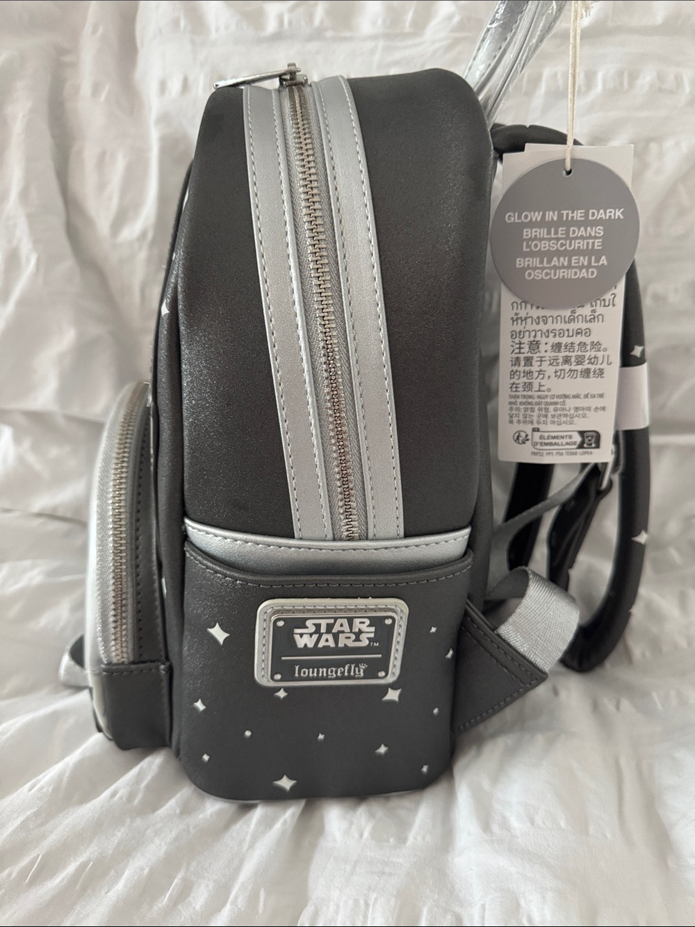 Loungefly The Mandalorian and Grogu Mini Backpack NWT - Picture 2 of 4